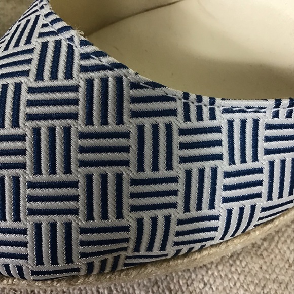 Beyond Skin Women’s Peep Toe Wedge Espadrilles Sz. 38/8US EUC - Picture 7 of 10